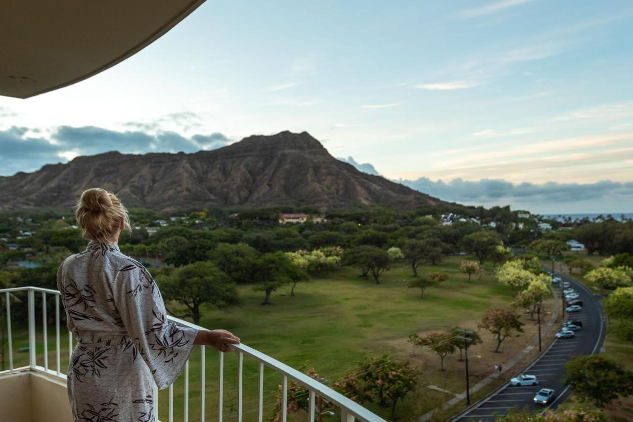 Lotus Honolulu At Diamond Head Hotel Bagian luar foto
