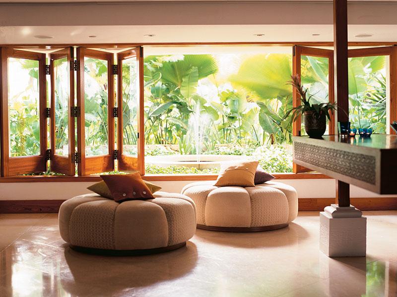 Lotus Honolulu At Diamond Head Hotel Bagian luar foto