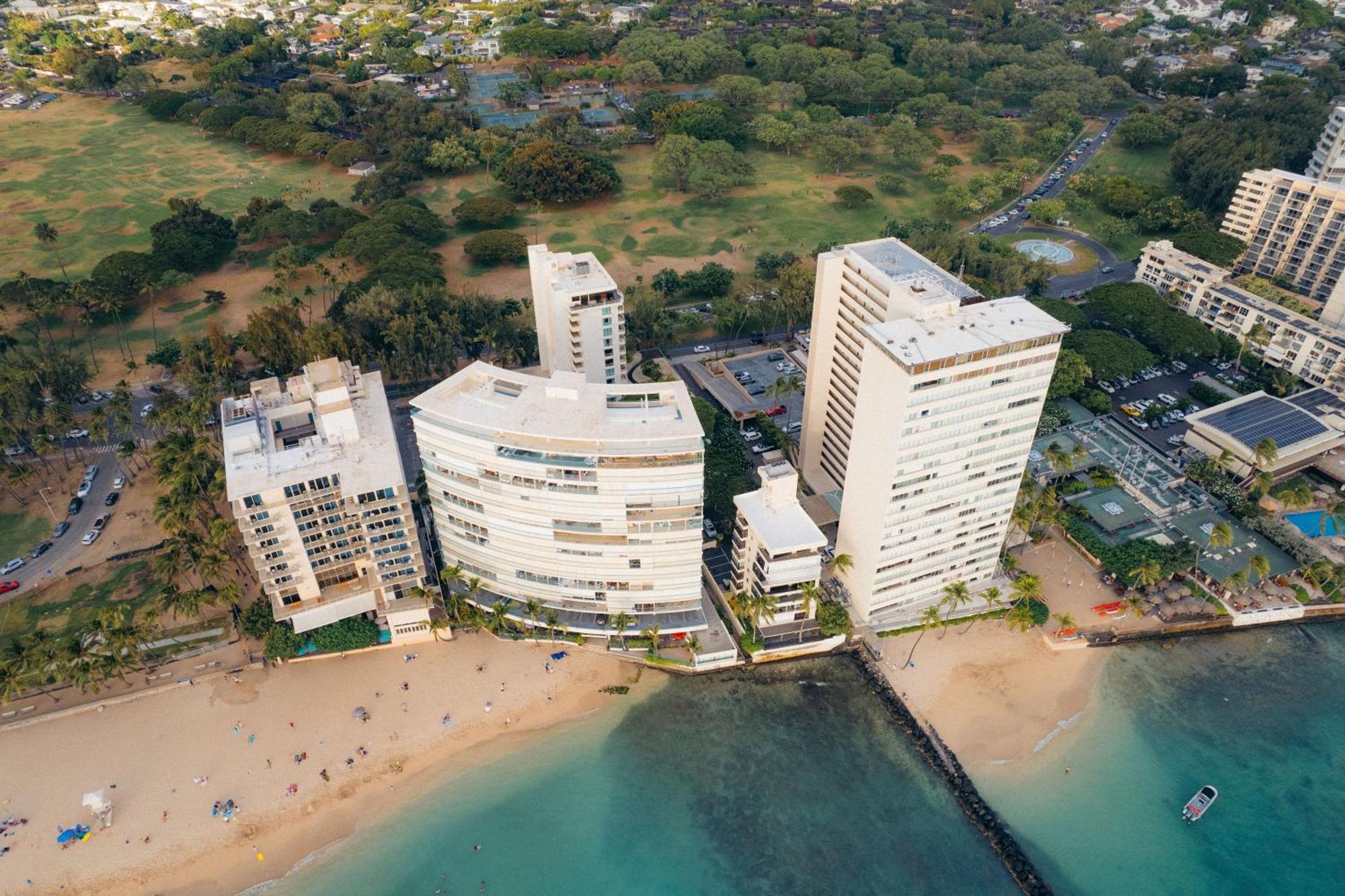 Lotus Honolulu At Diamond Head Hotel Bagian luar foto
