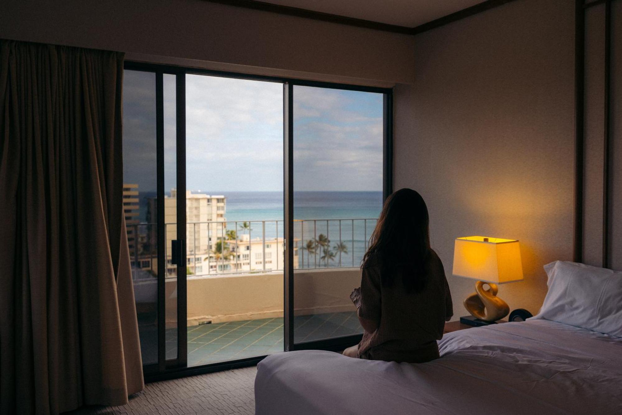 Lotus Honolulu At Diamond Head Hotel Bagian luar foto